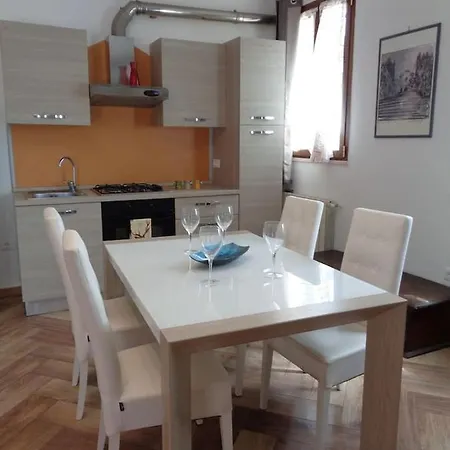 Poderino I Poggetti Apartment
